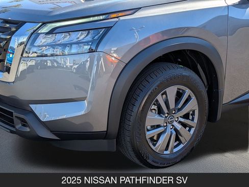 New 2025 Nissan Pathfinder SV image 10