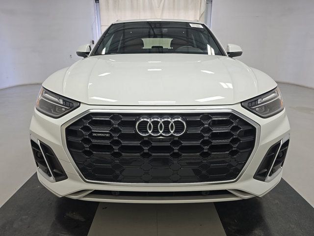 Used 2024 Audi Q5 e Premium Plus AWD/4WD image 8