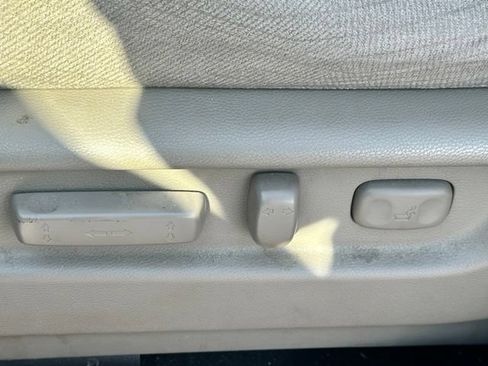 Used 2017 Honda Pilot EX image 8