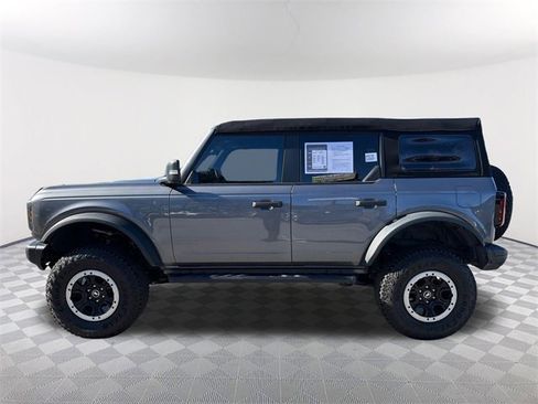 Used 2023 Ford Bronco Badlands w/ Sasquatch Package image 8