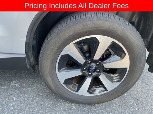 Used 2018 Subaru Forester 2.5i Limited w/ Popular Package #2 AWD/4WD image 8