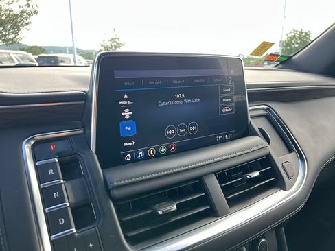 Used 2021 Chevrolet Tahoe LT w/ LT Signature Package AWD/4WD image 28