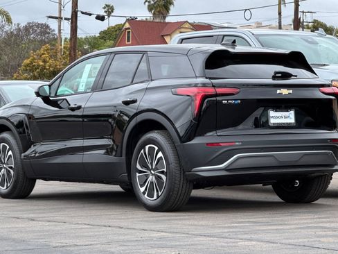 New 2025 Chevrolet Blazer EV LT image 6