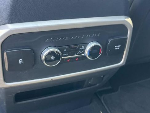 Certified 2024 Ford Expedition Limited AWD/4WD image 23