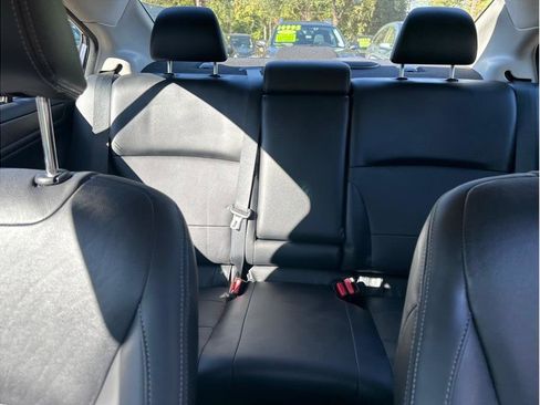 Used 2016 Subaru Legacy 3.6R Limited image 20