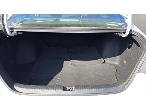 Used 2023 Honda Accord Sport image 17