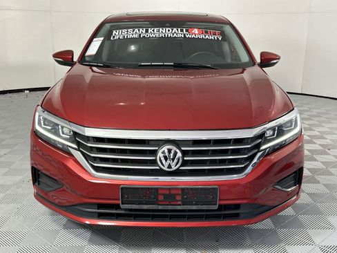 Used 2022 Volkswagen Passat 2.0T SE FWD image 3