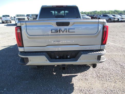 New 2026 GMC Sierra 2500 Denali Ultimate AWD/4WD image 6