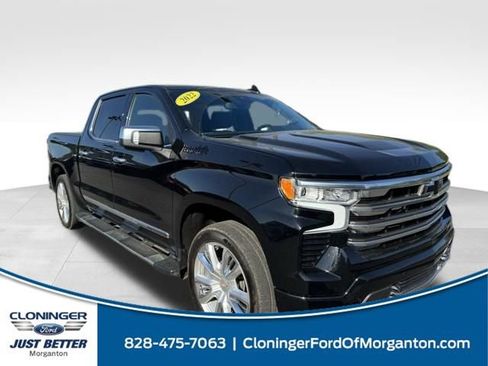 Used 2022 Chevrolet Silverado 1500 High Country w/ High Country Premium Package AWD/4WD image 1