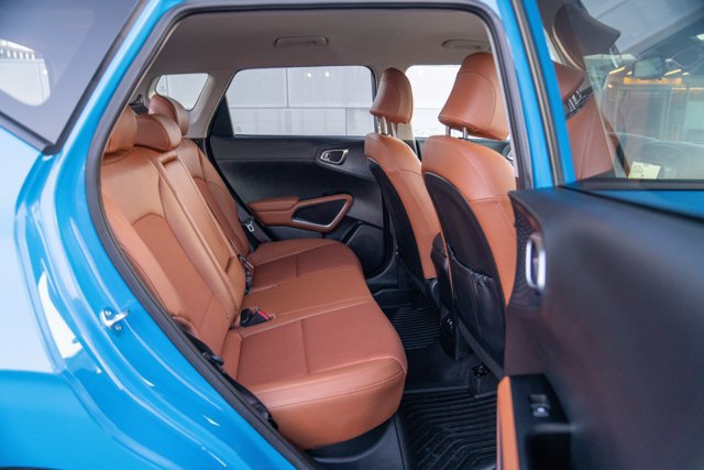 Used 2025 Kia Soul EX FWD image 21