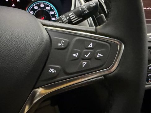 Used 2024 Chevrolet Equinox LT FWD image 65