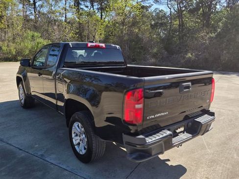 Used 2022 Chevrolet Colorado LT w/ Fleet Safety Package image 3