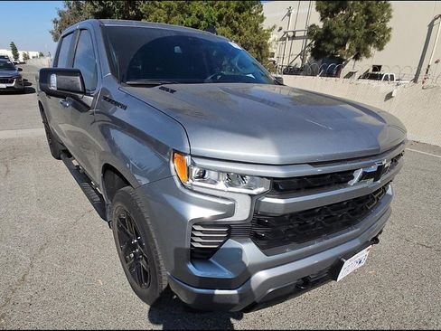 Used 2023 Chevrolet Silverado 1500 RST w/ Convenience Package II RWD image 2