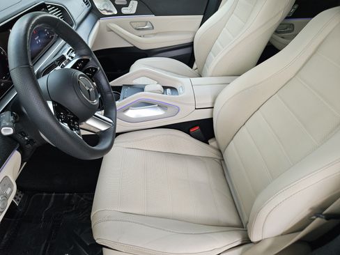 Certified 2024 Mercedes-Benz GLS 450 4MATIC image 5