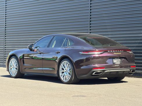 Used 2023 Porsche Panamera AWD/4WD image 4