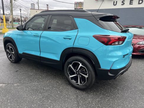 Used 2021 Chevrolet TrailBlazer RS w/ Sun and Liftgate Package image 5