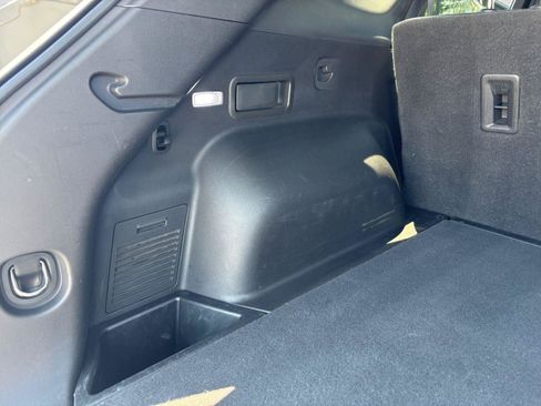 Used 2021 Chevrolet Blazer RS w/ Enhanced Convenience Package FWD image 42