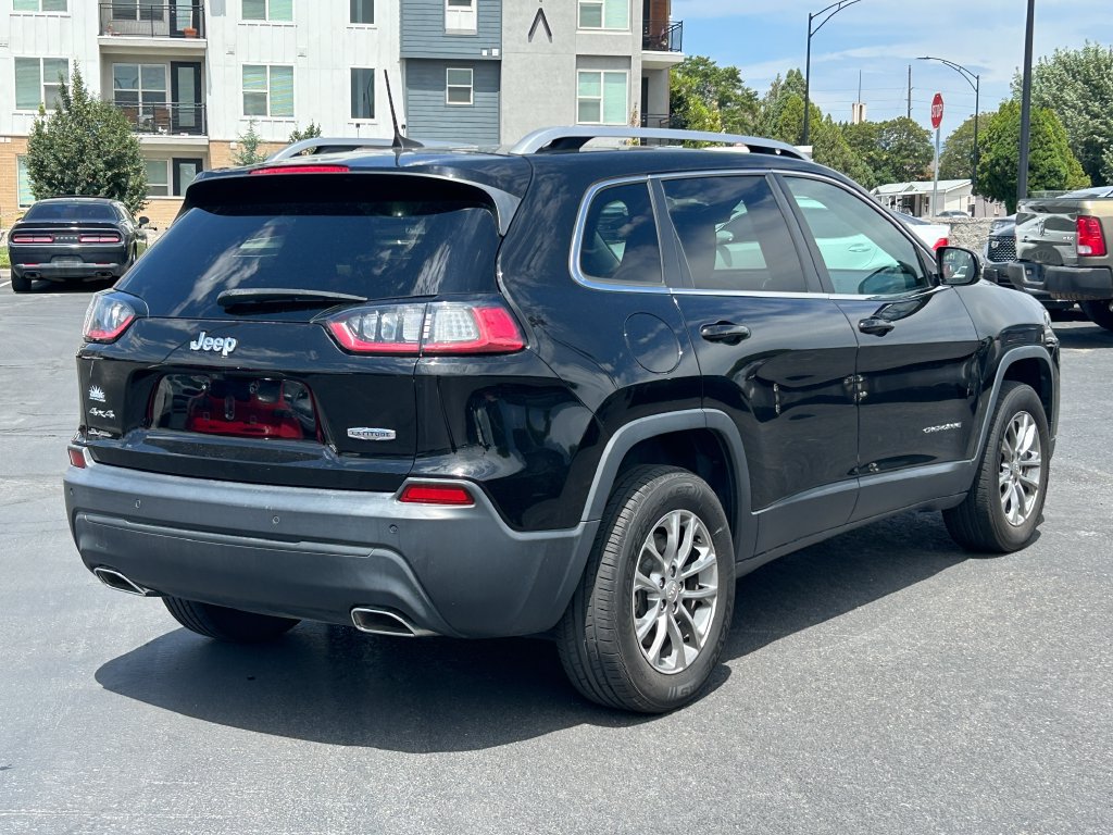 Used 2019 Jeep Cherokee Latitude Plus w/ Comfort/Convenience Group AWD/4WD image 4