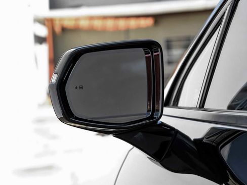 Used 2020 Chevrolet Blazer LT w/ Redline Edition image 37