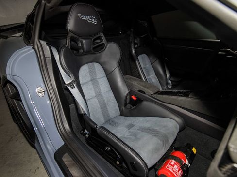 Used 2023 Porsche 718 Cayman GT4 RS RWD image 15