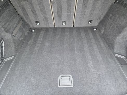 Certified 2025 Audi Q5 Premium Plus w/ Premium Plus image 40