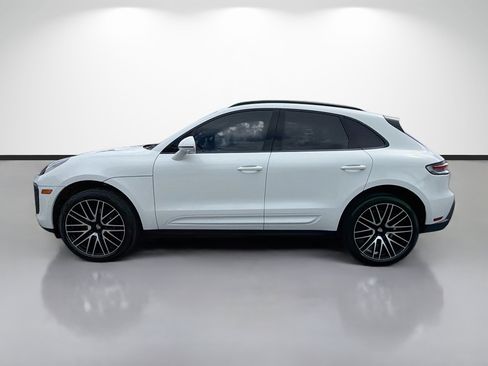 Used 2025 Porsche Macan AWD/4WD image 6