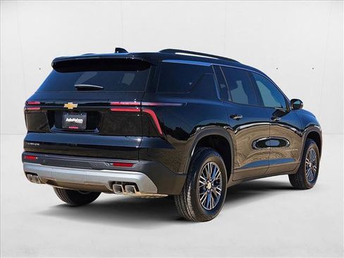 New 2026 Chevrolet Traverse LT w/ LPO, Floor Liner Package image 2