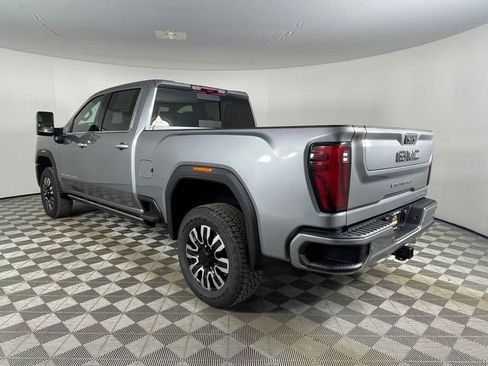New 2026 GMC Sierra 2500 Denali Ultimate w/ Max Trailering Package image 17