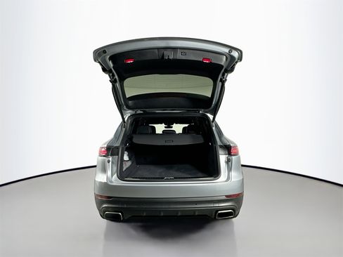 Certified 2020 Porsche Cayenne image 36