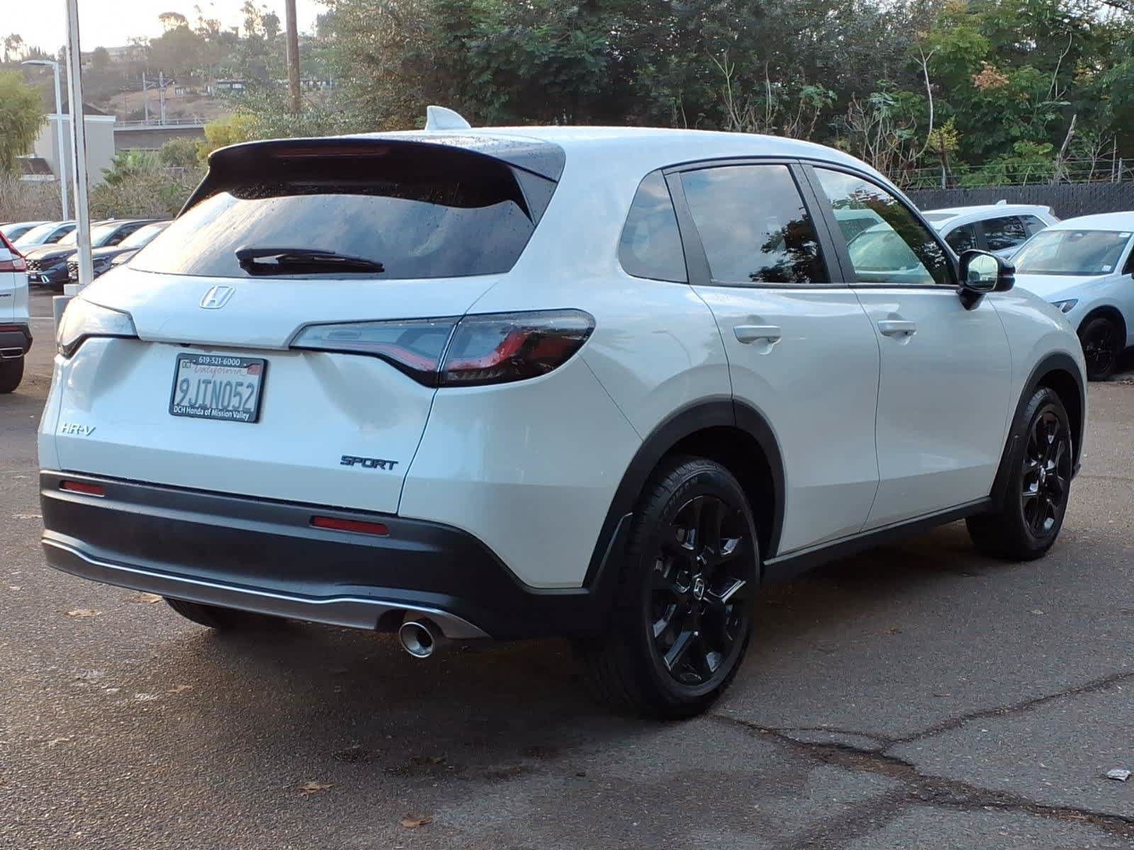 Used 2024 Honda HR-V Sport image 4