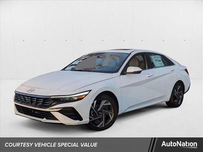 New 2025 Hyundai Elantra Limited