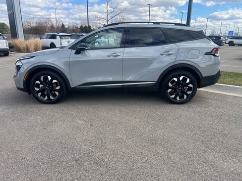 Used 2023 Kia Sportage X-Line w/ X-Line Premium Package image 3