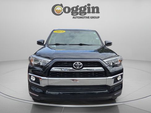 Used 2019 Toyota 4Runner Limited AWD/4WD image 8