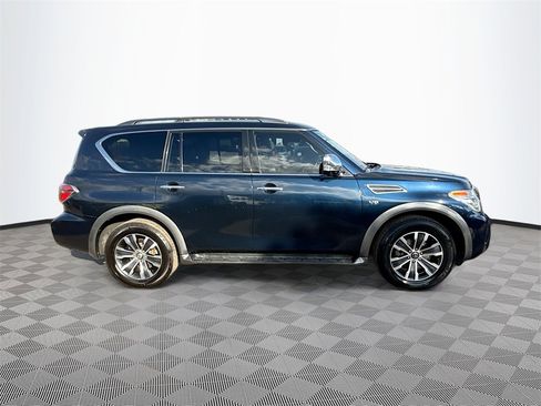 Used 2020 Nissan Armada SL image 5
