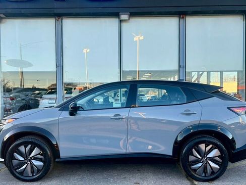 Used 2024 Nissan Ariya AWD image 2