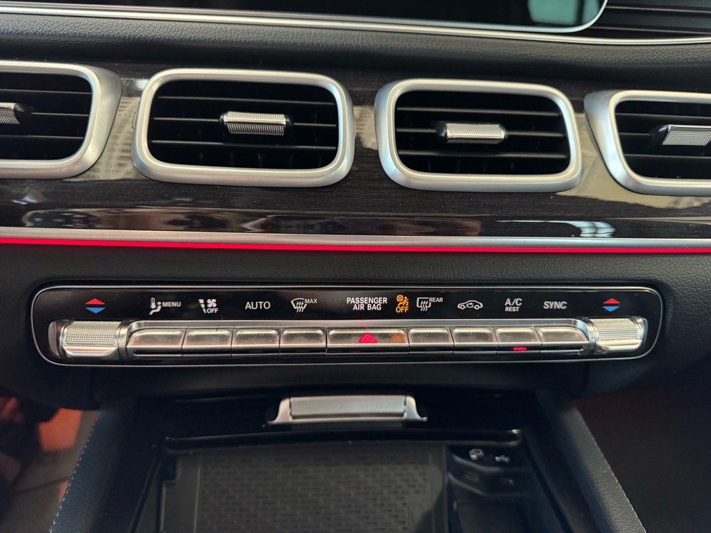 Used 2021 Mercedes-Benz GLE 350 4MATIC image 25