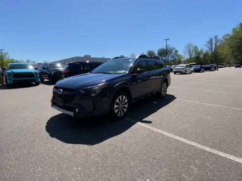 Used 2024 Subaru Outback Limited AWD/4WD image 7