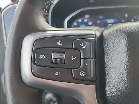 Used 2025 Chevrolet Silverado 1500 LT image 24