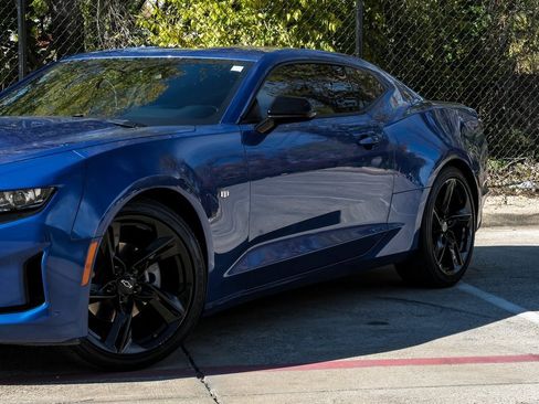 Used 2022 Chevrolet Camaro LT w/ RS Package image 6