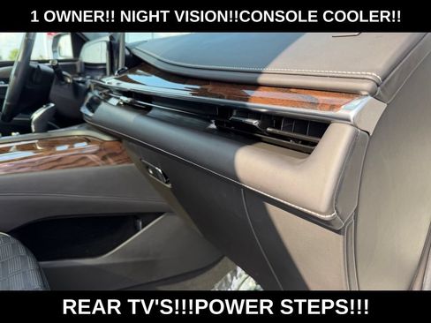 Used 2021 Cadillac Escalade ESV Sport Platinum AWD/4WD image 32