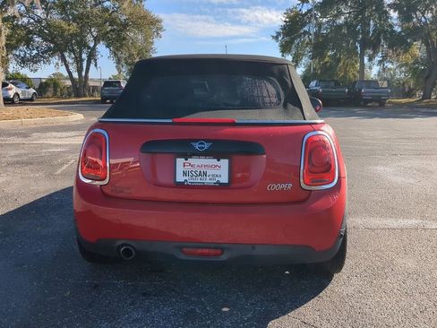 Used 2019 MINI Cooper Convertible image 4