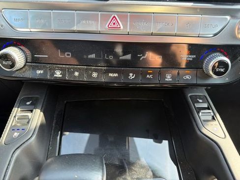 Certified 2024 Kia Telluride SX Prestige AWD/4WD image 21