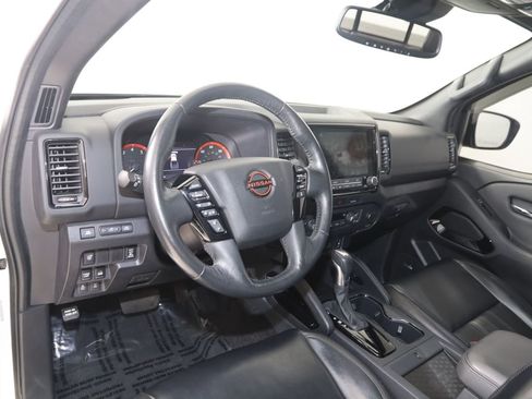 Used 2022 Nissan Frontier PRO-4X w/ Pro-4X Premium Package AWD/4WD image 27