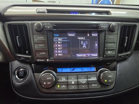 Used 2015 Toyota RAV4 Limited image 20