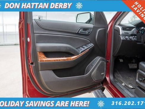 Used 2020 Chevrolet Suburban Premier w/ Max Trailering Package image 15