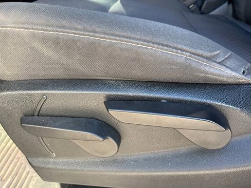 Used 2019 Chevrolet Silverado 1500 LT image 15