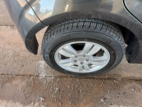 Used 2016 Chevrolet Sonic LT image 26