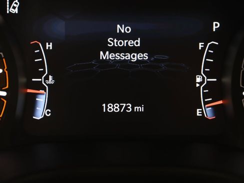 Used 2025 Jeep Compass Limited image 37