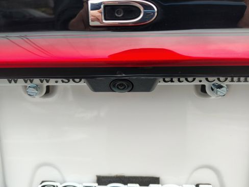 Certified 2024 Dodge Durango GT image 9