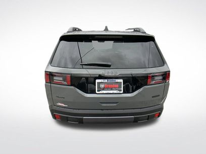 New 2026 Jeep Cherokee Overland w/ Trailer Tow Group
